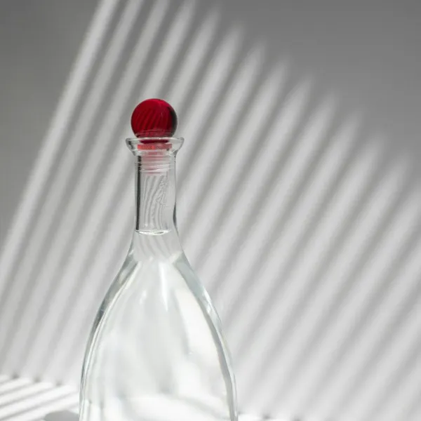 Glass bottle with stopper