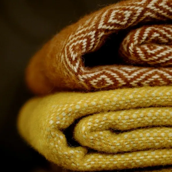Wool throw, mustard